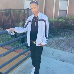 Meet your Posher, Fausto luis